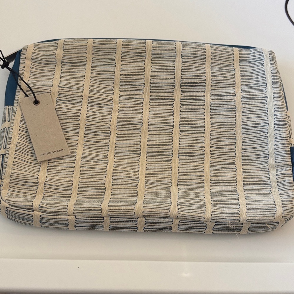 Stylish Blue and Cream Tablet Cover